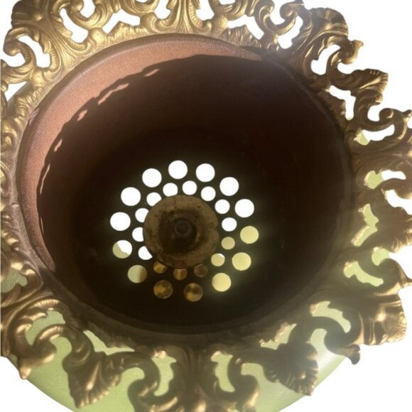 Antique GWTW FC Co Oil Parlor Lamp Bottom Brass Base w Pink tulips Floral Décor - Picture 6 of 7